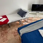 Romeo's A Apartment